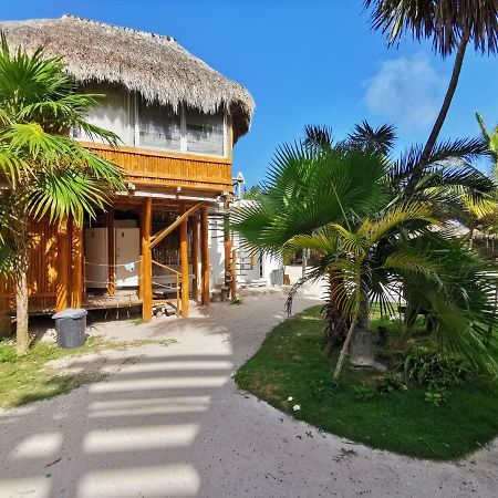 Las Cabanas Del Doctor Mahahual Exterior photo