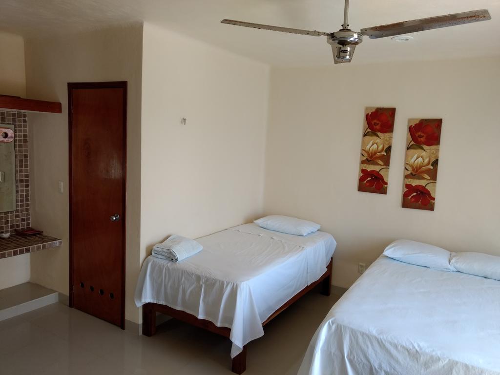 Las Cabanas Del Doctor Mahahual Exterior photo