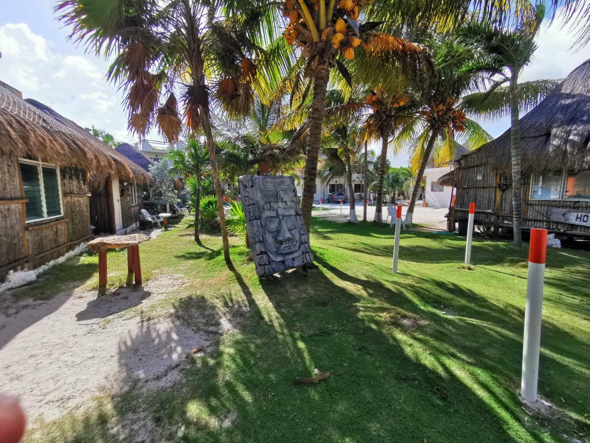 Las Cabanas Del Doctor Mahahual Exterior photo