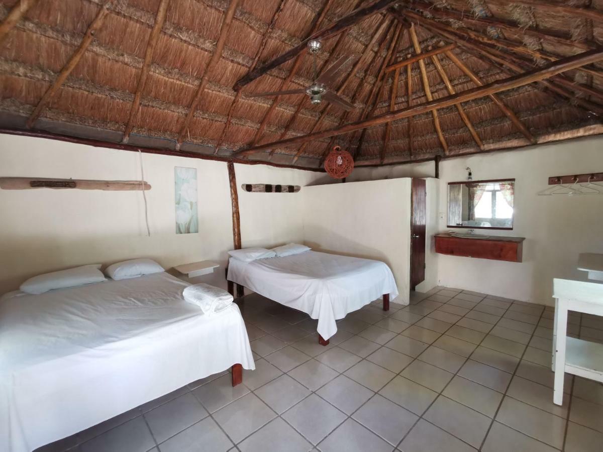 Las Cabanas Del Doctor Mahahual Exterior photo