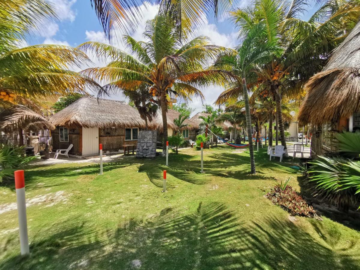 Las Cabanas Del Doctor Mahahual Exterior photo